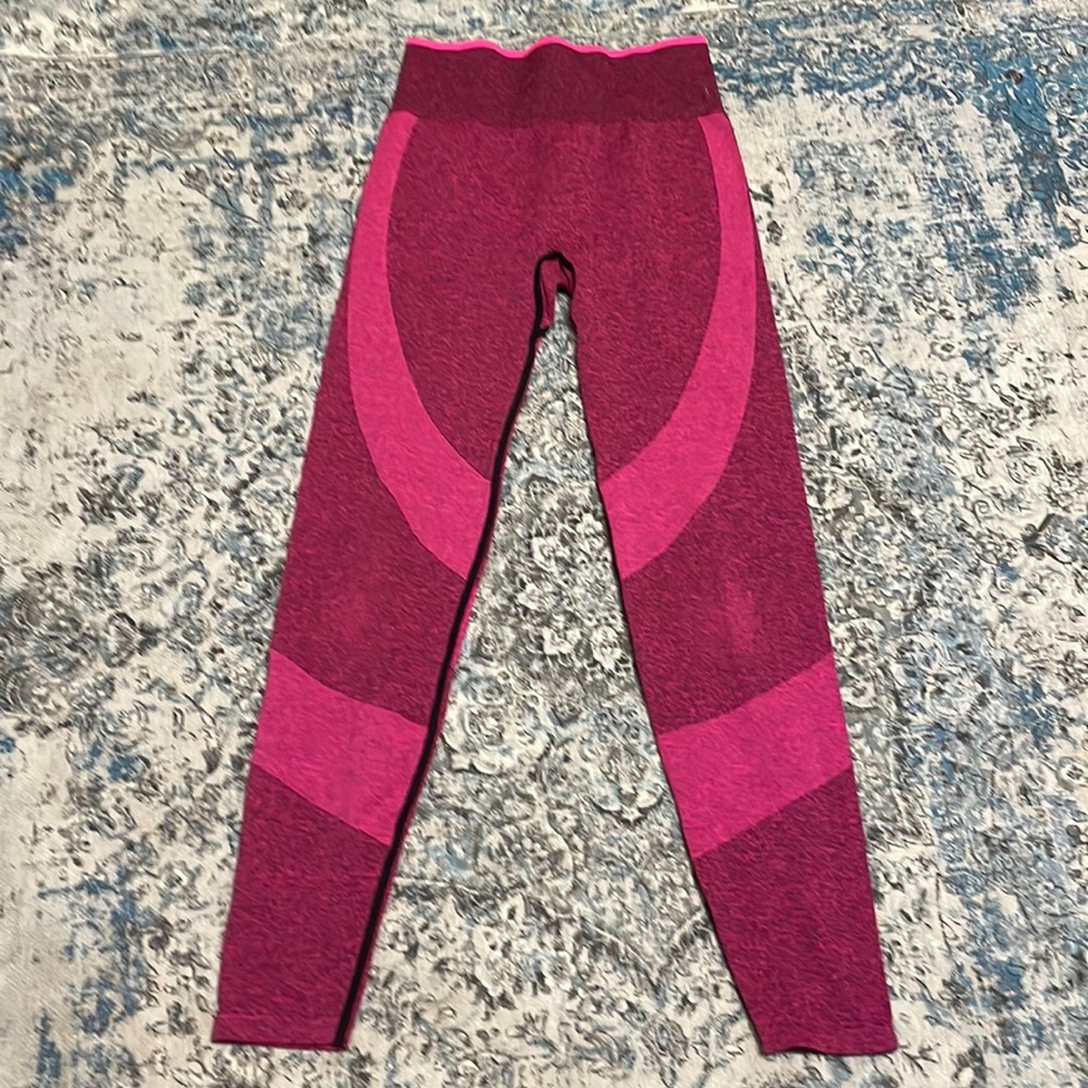 Pink Victoria’s Secret seamless leggings size S
